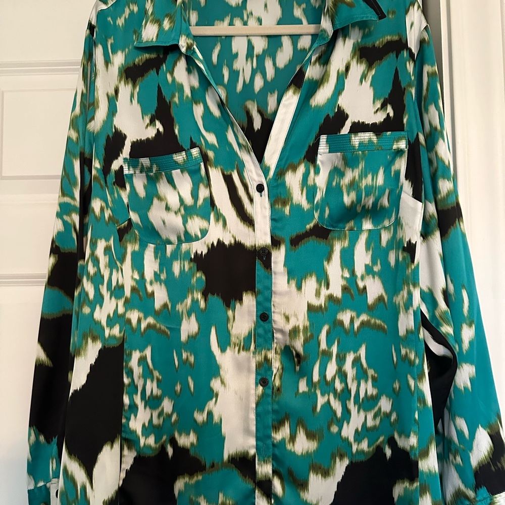Jones New York Teal Green and Black Blouse